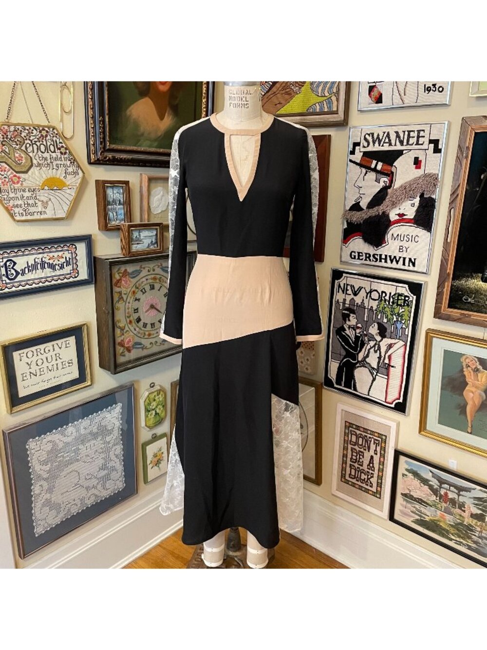 Modello Giulietta 100% Silk Tan & Black Dress with Sheer White Star Lace Size 40